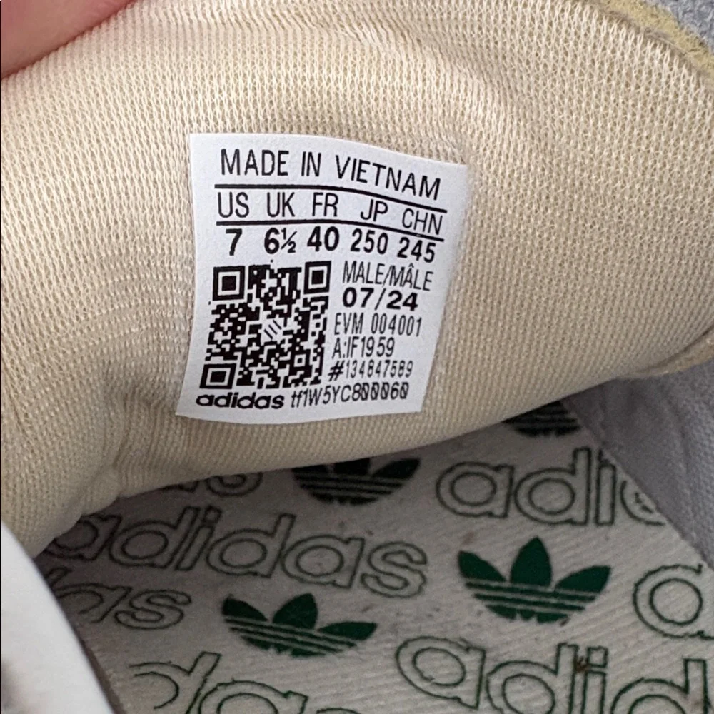 ADDIDAS Handball Spezial size        7/Men, 8.5/W - Picture 8 of 12